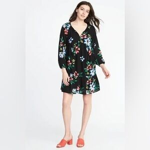 Old Navy XXL Boho Tassel-tie swing dress black floral